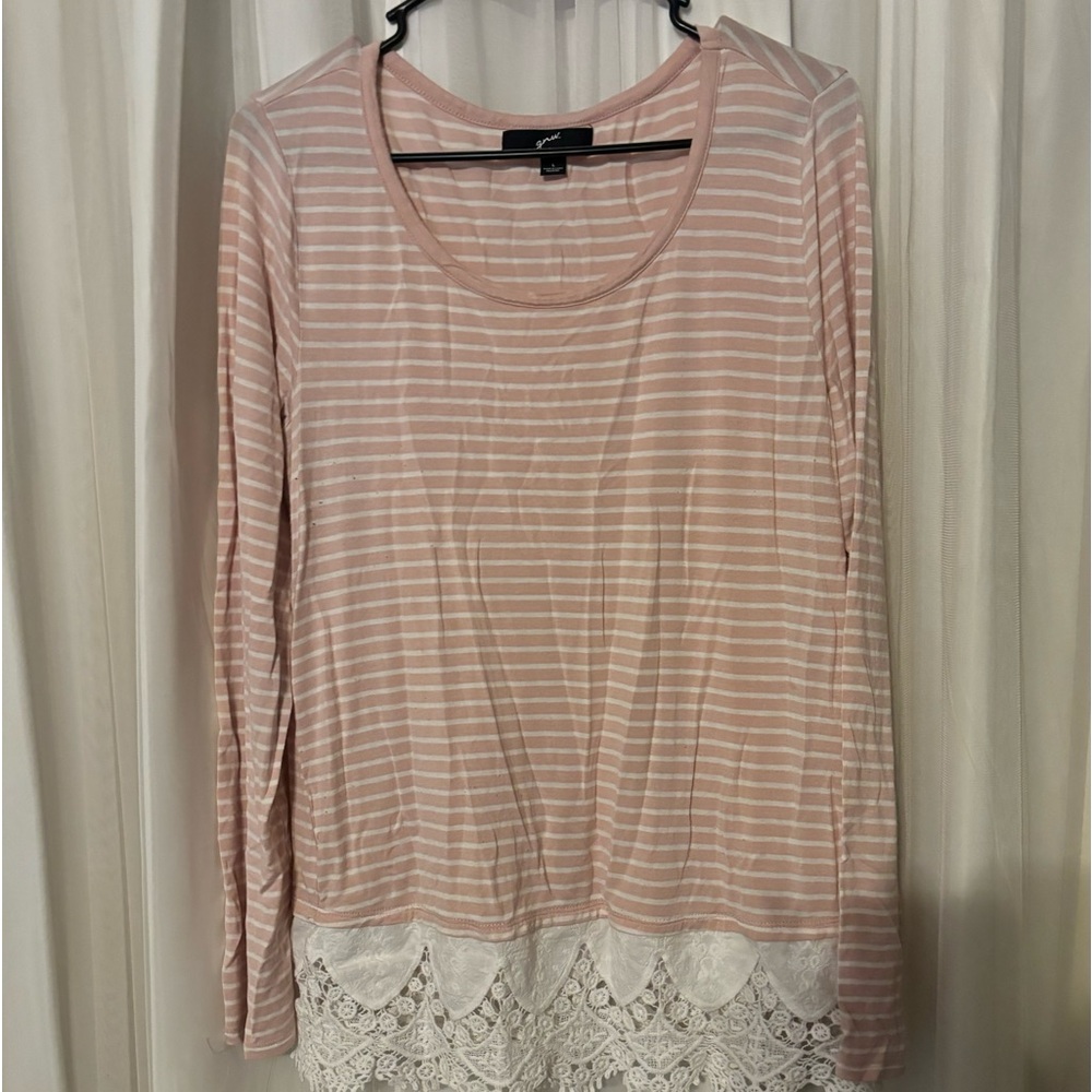 Women’s long sleeve top. Size large